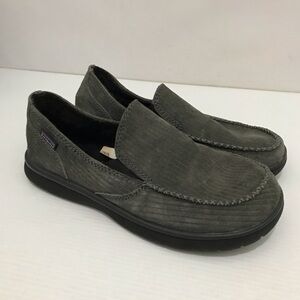 Men's Slip-On Casual Loafers in Olive Gray Size 8.5